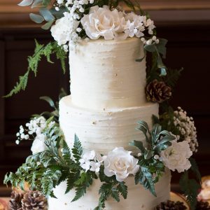 Ganache Buttercream Coating Gold Pearls Fresh Foilage Gypsophilia Sugar Flowers Roses Mistletoe Hydrangea